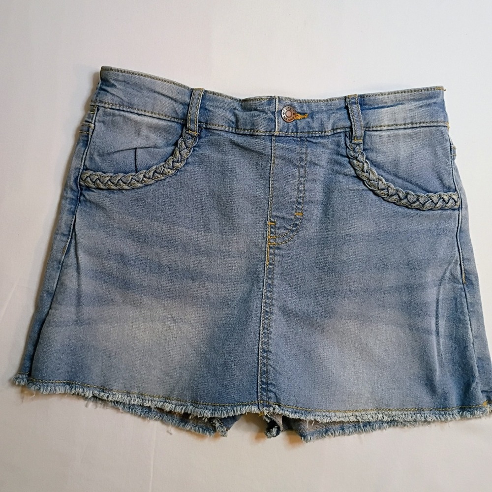 Lucky Brand Kids NWOT Girls Denim Skorts Blue Frayed Braided Trim Size M 8/10